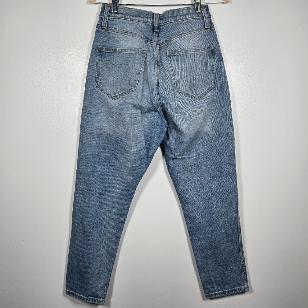 Arizona Jeans Co. High Rise Mom Jeans Blue Denim Juniors Size 9
